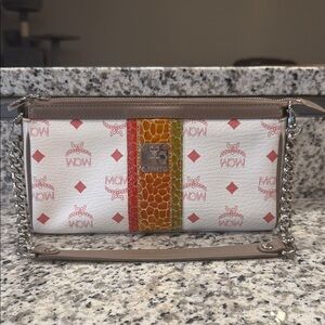 ❤️‍🔥AUTHENTIC! RARE MCM Visetos Monogram Shoulder Bag w/ Exotic Stripe!❤️‍🔥